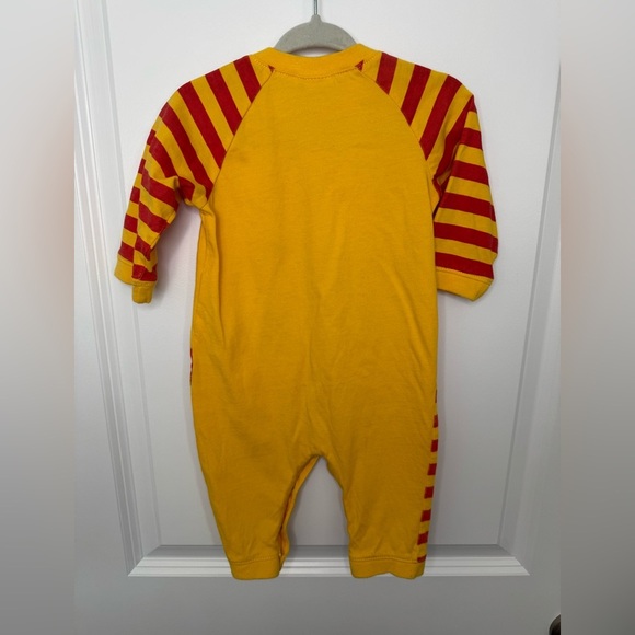 Vintage Winnie The Pooh Jumper Size 70 or 6-9M - Picture 4 of 4